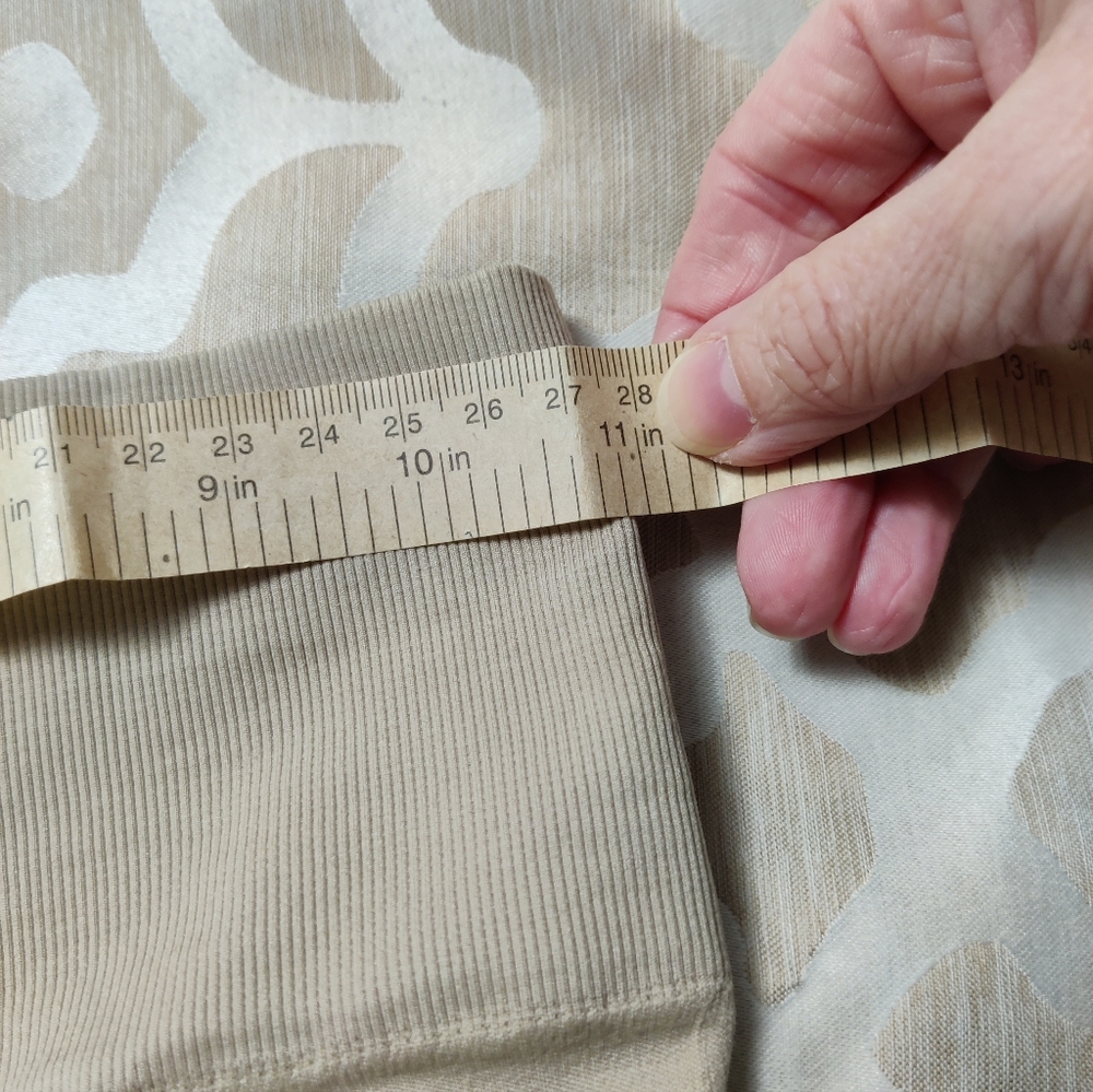 Love Your Assets Shaper, Size Large - Picture 3 of 4